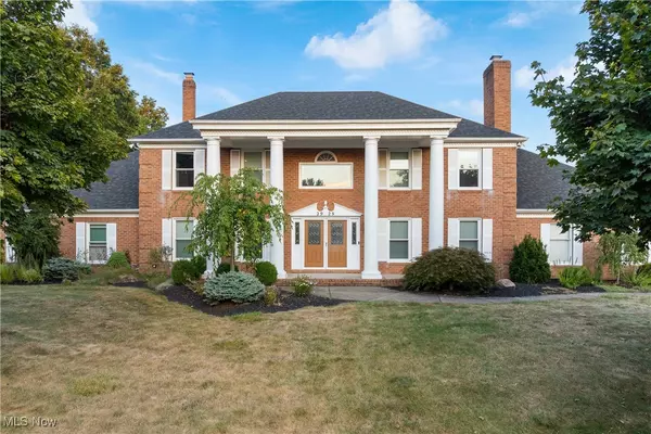 2929 Carie Hill CIR NW, Massillon, OH 44646