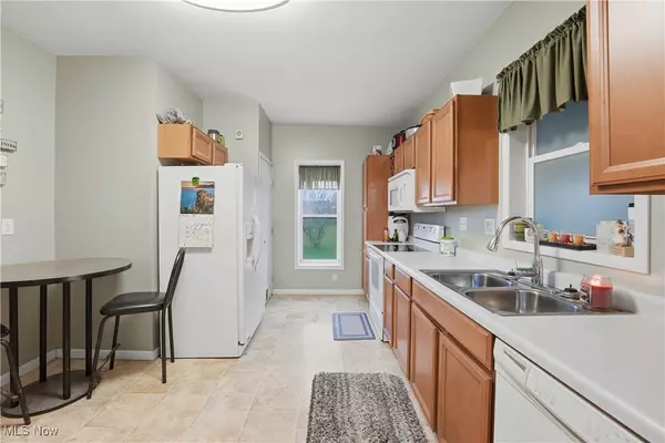 East Sparta, OH 44626,9389 Maple AVE SE