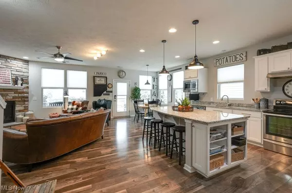 Copley, OH 44321,542 Arbor LN