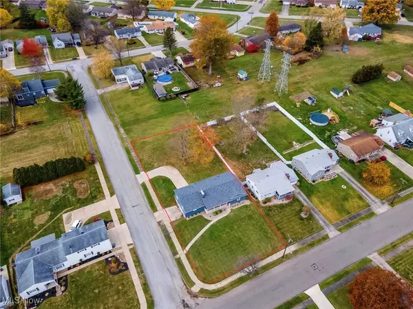 Youngstown, OH 44511,2674 Brunswick RD