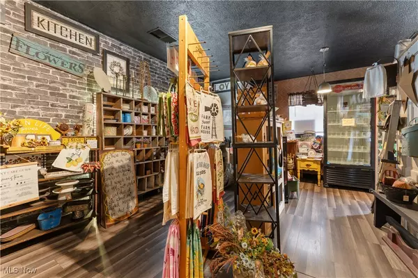 Mineral Wells, WV 26150,852 Southern Highway