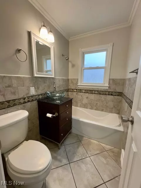 Canton, OH 44714,1609 35th ST NE