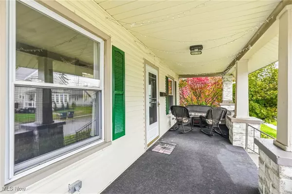 Orrville, OH 44667,332 N Elm ST