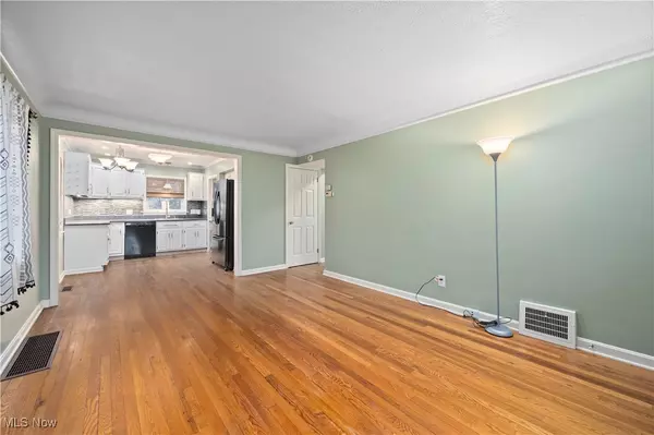 Cleveland, OH 44109,4769 W 32nd ST