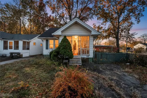 20663 Woodstock AVE, Fairview Park, OH 44126