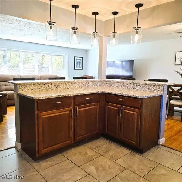 Middleburg Heights, OH 44130,15510 Sandalhaven DR