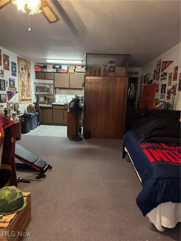 Akron, OH 44312,2331 E Market ST #215 - D