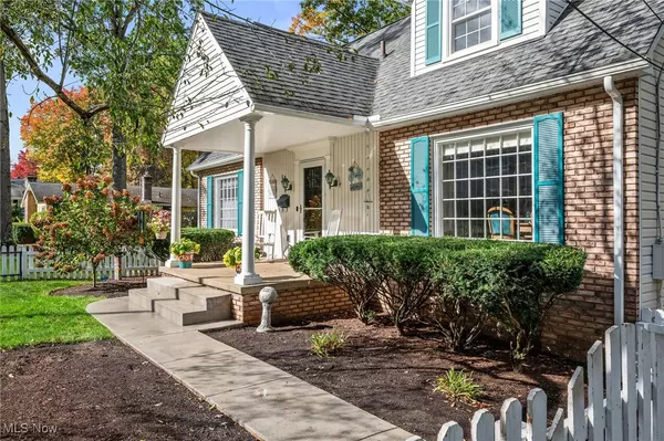 Akron, OH 44313,850 Cliffside DR