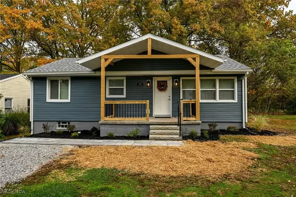 213 Klinger ST, Coventry, OH 44319