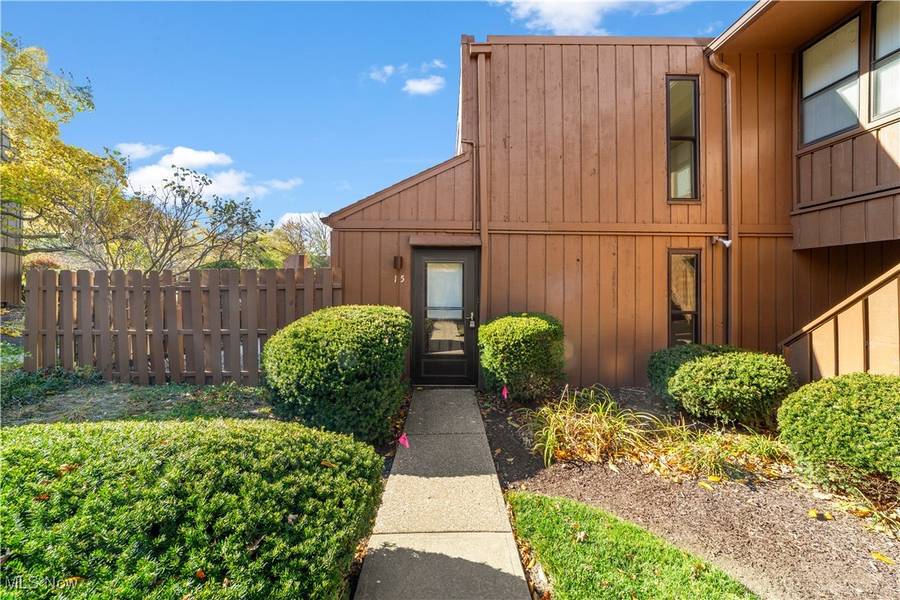 33803 Electric BLVD #D-15, Avon Lake, OH 44012