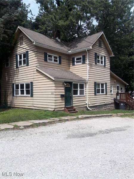 383 Aqueduct ST, Akron, OH 44303