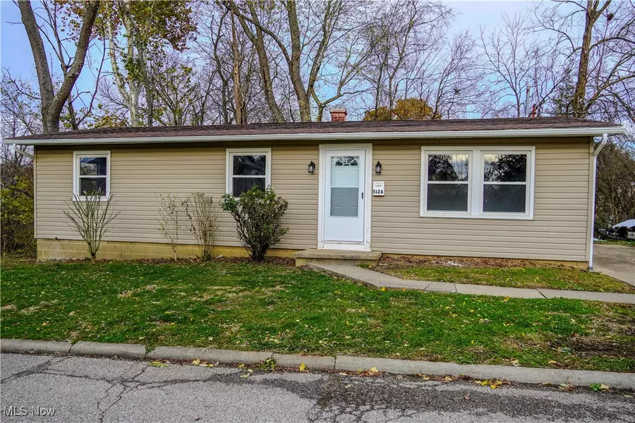 512 Maple ST #A, Parkersburg, WV 26101