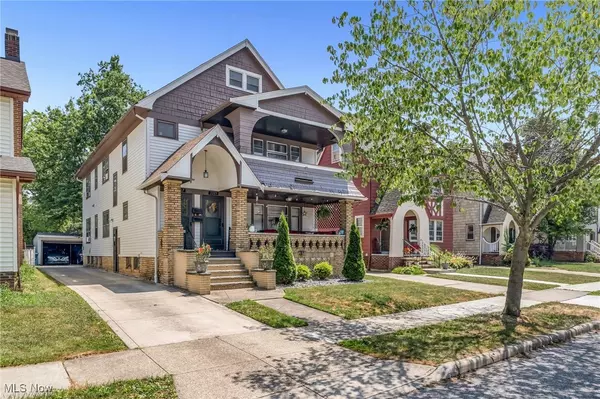 2287 Ogontz AVE, Lakewood, OH 44107