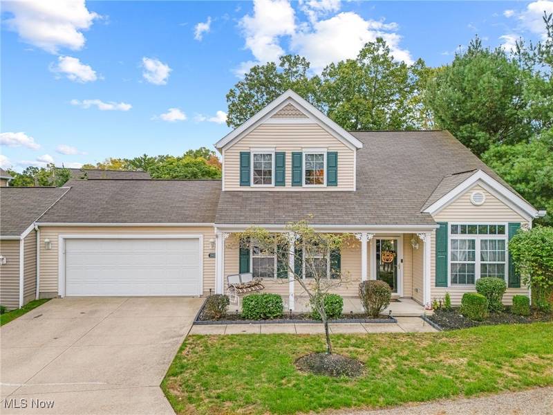 2925 Greenwing CT, Coventry, OH 44319