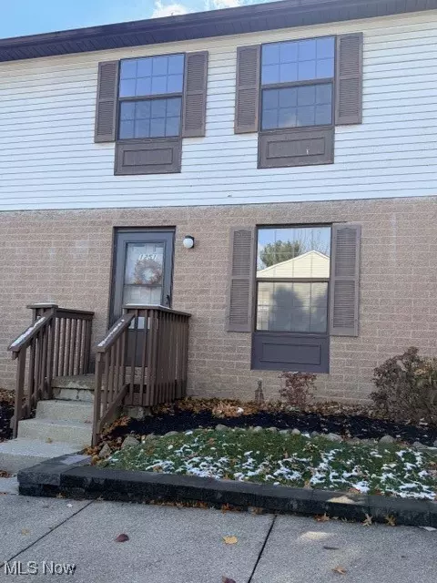 1251 Bailey RD, Cuyahoga Falls, OH 44221