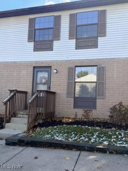 1251 Bailey RD, Cuyahoga Falls, OH 44221