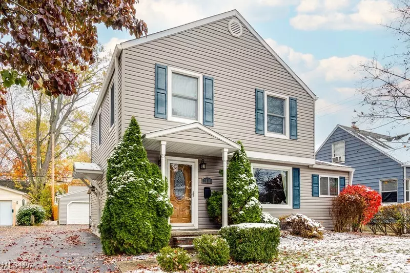 2411 16th ST, Cuyahoga Falls, OH 44223