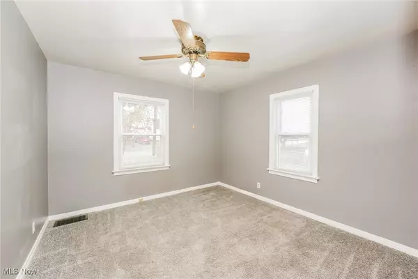 Canton, OH 44705,2806 33rd ST NE