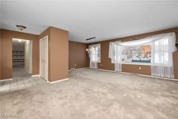 Kent, OH 44240,1799 Oak Hill DR