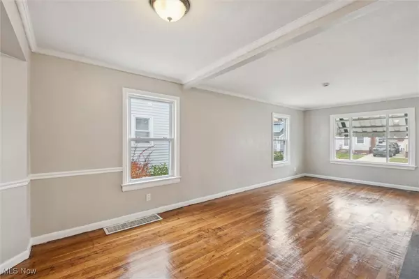 Euclid, OH 44123,21750 Westport AVE