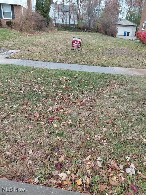 University Heights, OH 44118,3873 Meadowbrook BLVD