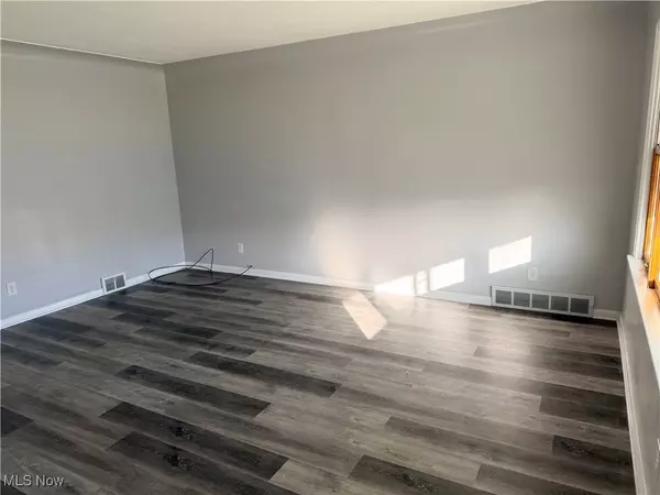 Youngstown, OH 44502,1334 Aberdeen AVE