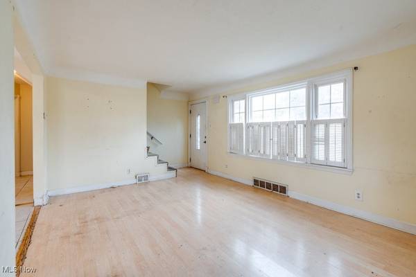 Willoughby, OH 44094,4276 Grove AVE