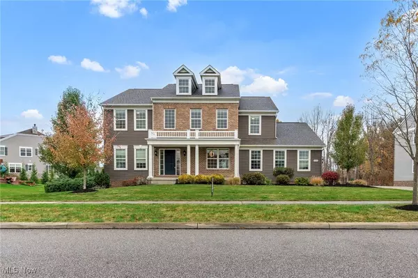 6634 Regal Woods DR, Hudson, OH 44236