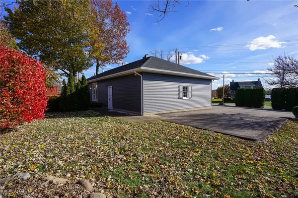 Louisville, OH 44641,5783 Louisville ST NE