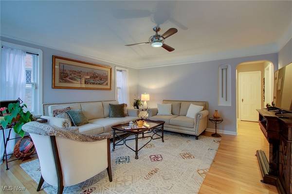 Lakewood, OH 44107,2099 Olive AVE