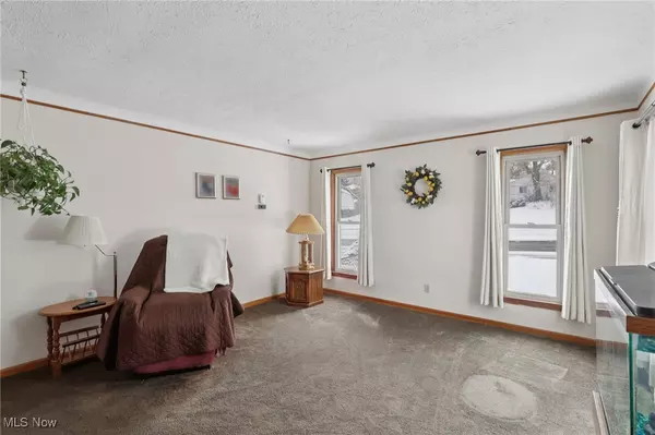 Parma, OH 44134,6863 State RD