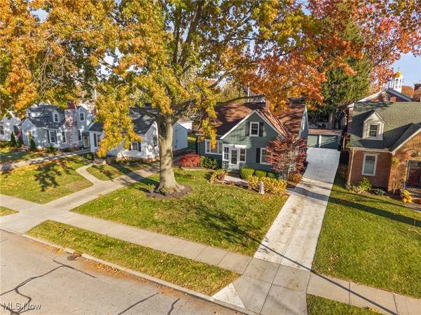 Rocky River, OH 44116,3235 Goldengate AVE