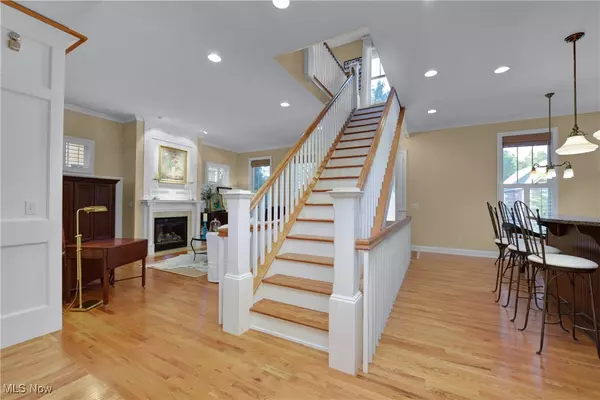 Avon Lake, OH 44012,32041 Kossuth DR