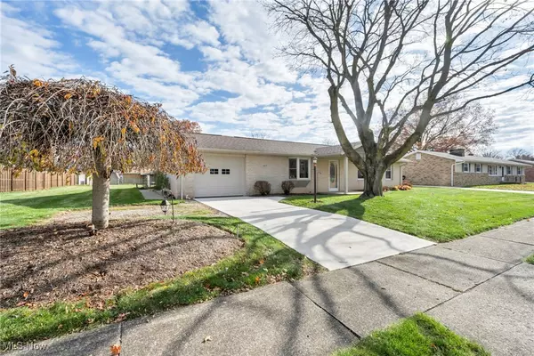 Bolivar, OH 44612,557 Ladyne AVE NW