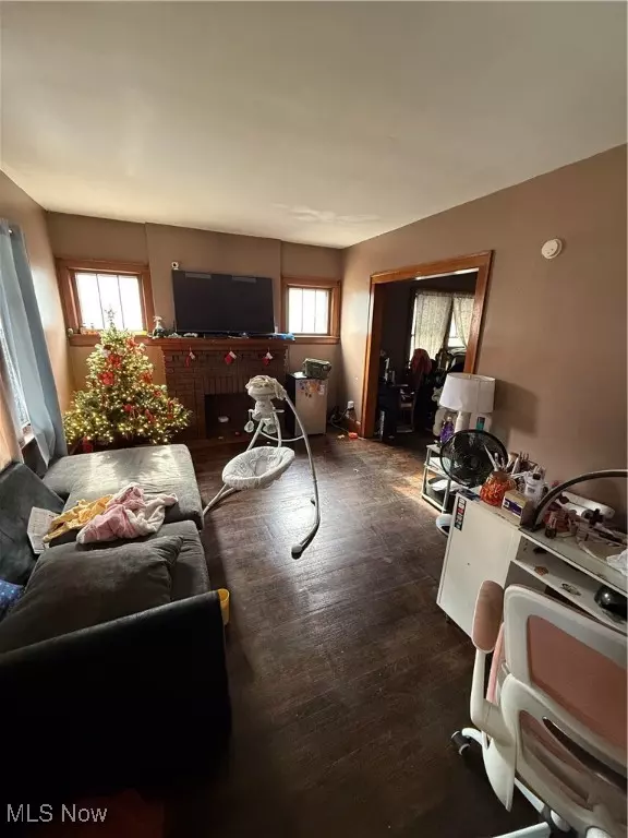 Akron, OH 44310,674-676 Thayer ST