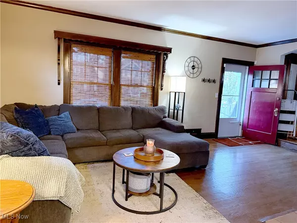 Lakewood, OH 44107,14931 Lakewood Heights BLVD