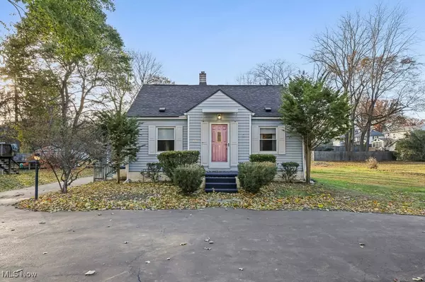 406 S Cleveland AVE, Mogadore, OH 44260