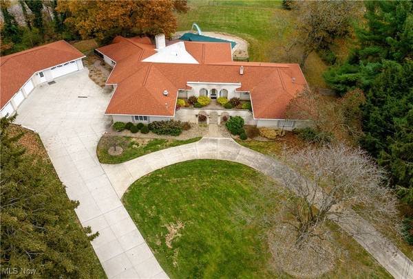 Canton, OH 44708,940 Knollwood RD NW