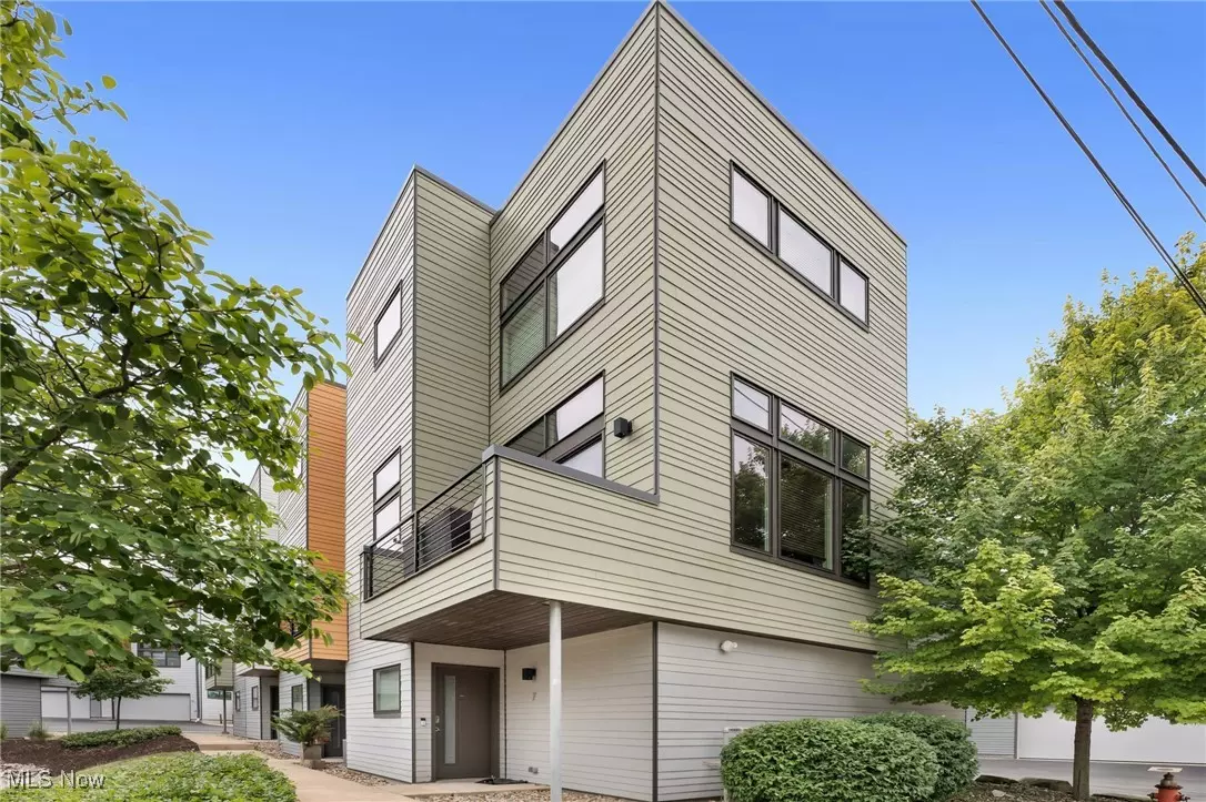 Fairview Park, OH 44126,18875 Riversouth TER #7