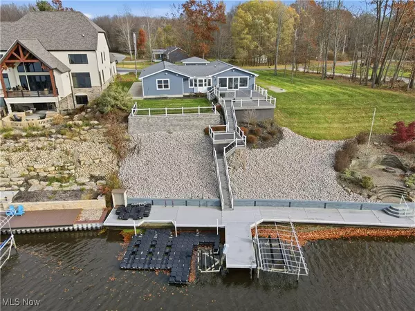 Roaming Shores, OH 44084,1531 Lake Crest DR