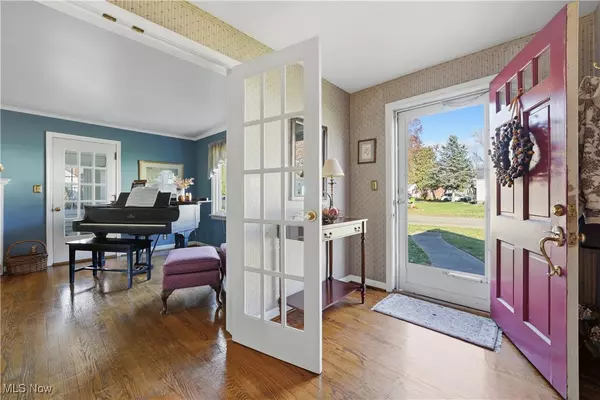 North Canton, OH 44720,274 Orchard Hill DR SW