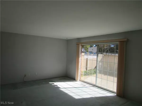 Mentor, OH 44060,7970 Mentor AVE #B7