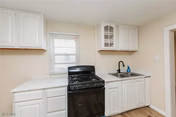 Lorain, OH 44055,2440 E 32nd ST