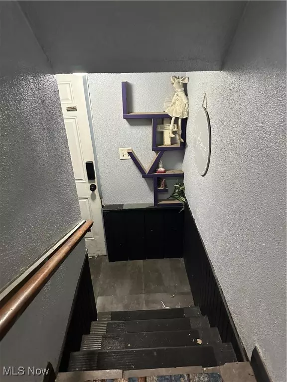 Youngstown, OH 44502,3268 Sheridan RD