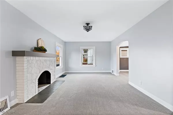 Canton, OH 44709,1612 28th ST NW