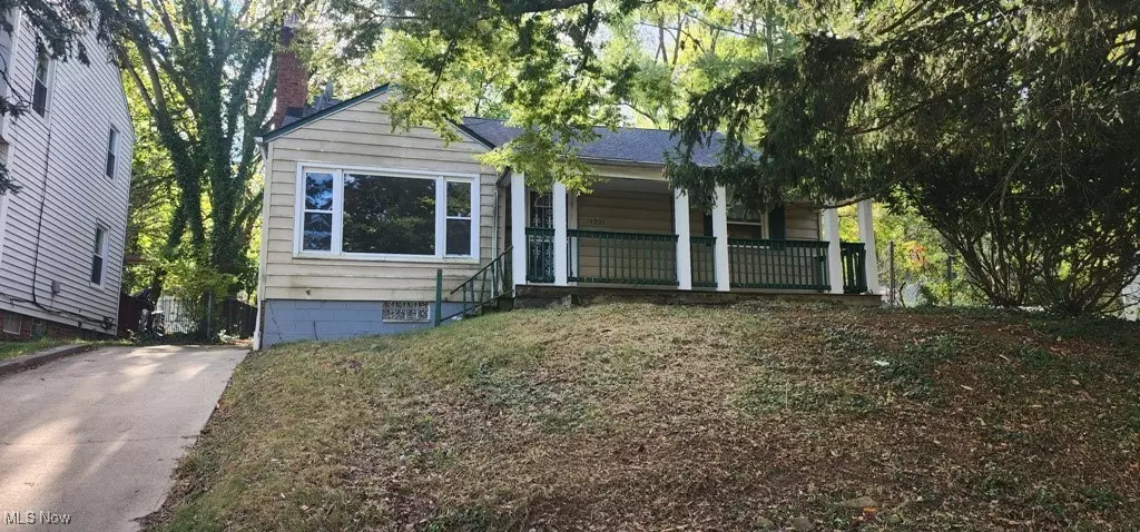 Euclid, OH 44117,19201 Genesee RD