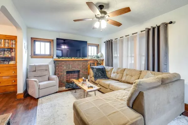 Akron, OH 44306,615 N Firestone BLVD