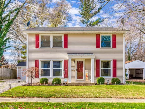 Cuyahoga Falls, OH 44221,2142 Issaquah ST