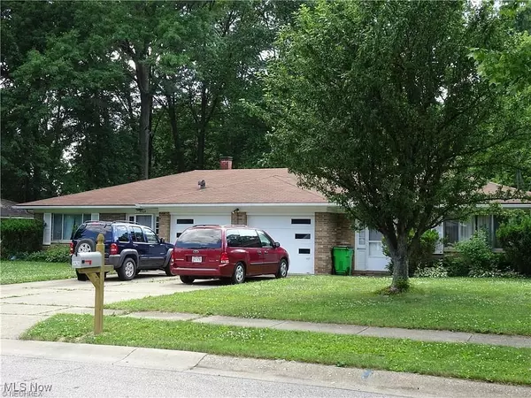 4424-4428 Timberdale DR, Stow, OH 44224