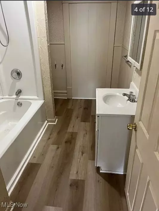 Akron, OH 44305,177 Spellman CT